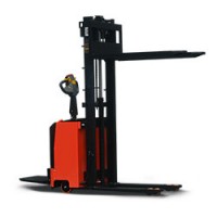 Самоходный штабелер SDK 1550