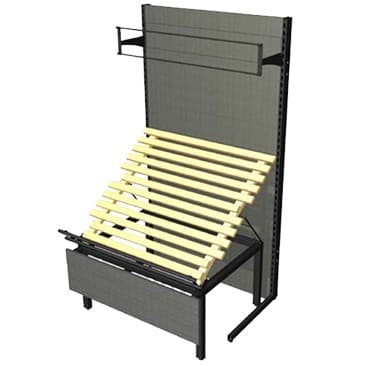 Овощной развал с деревянными рейками