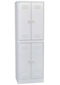 Четырехсекционный шкаф для одежды