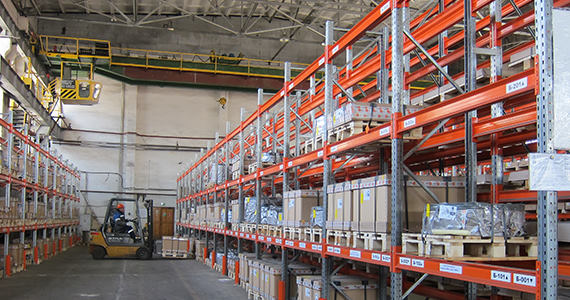 Оснащение складских, производственных и торговых площадей